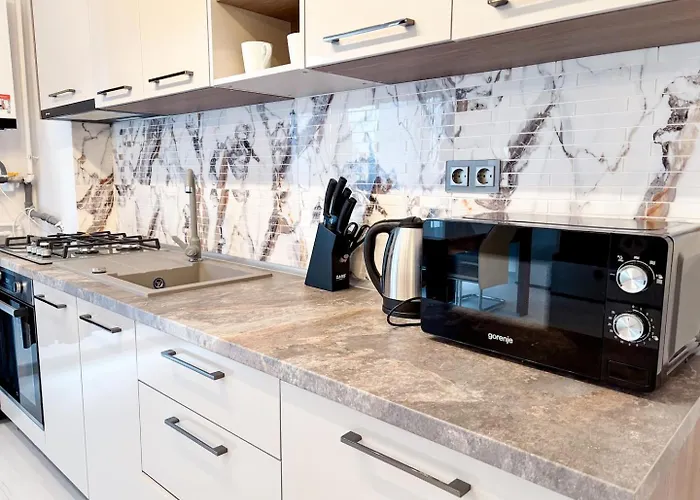 Apartment Aly Airport - Private Parking